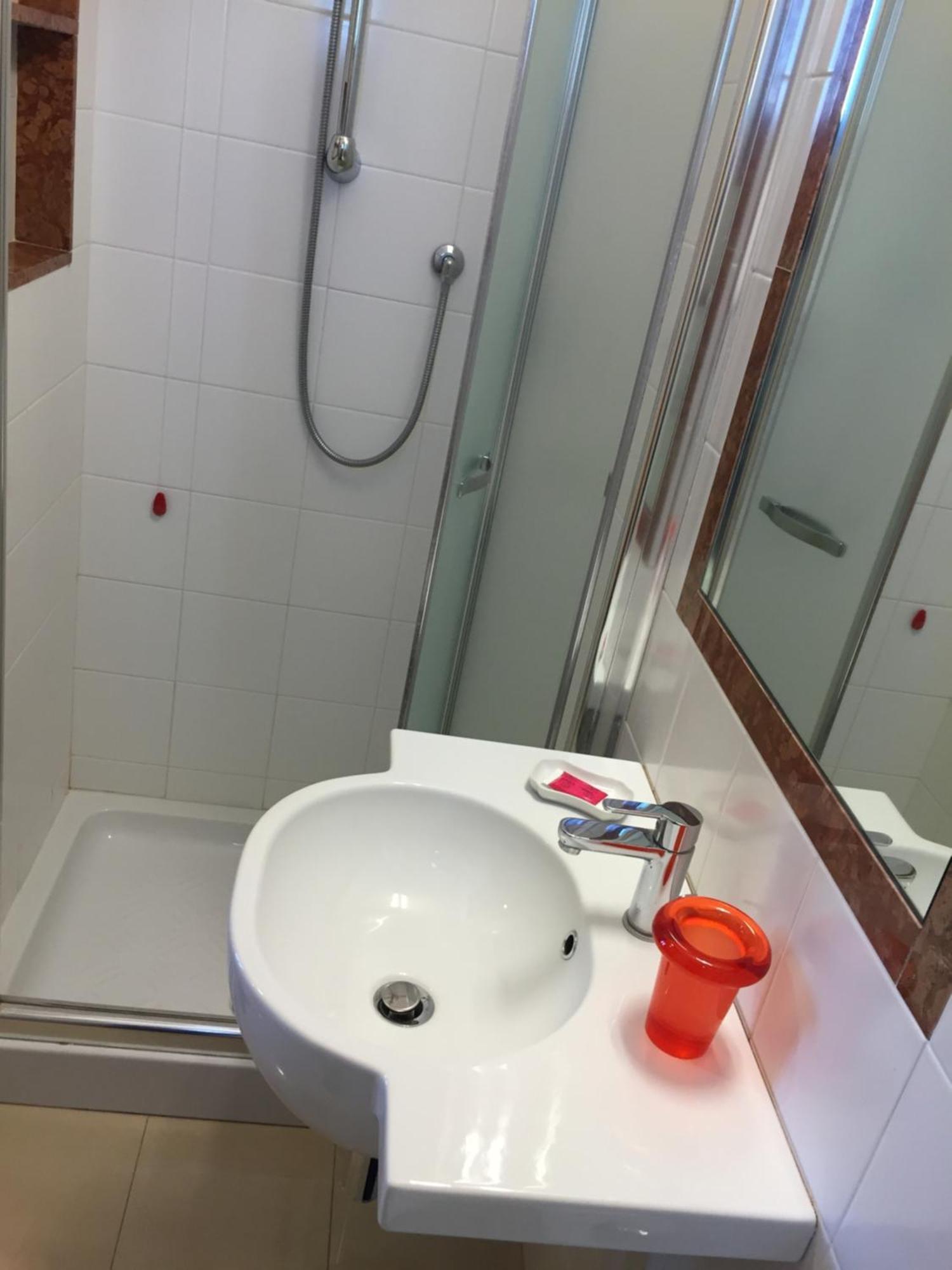 Hotel Fiorella Senigallia Quarto foto
