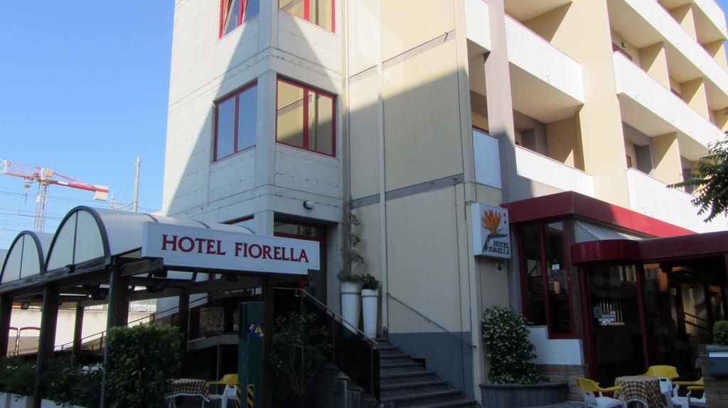 Hotel Fiorella Senigallia Exterior foto
